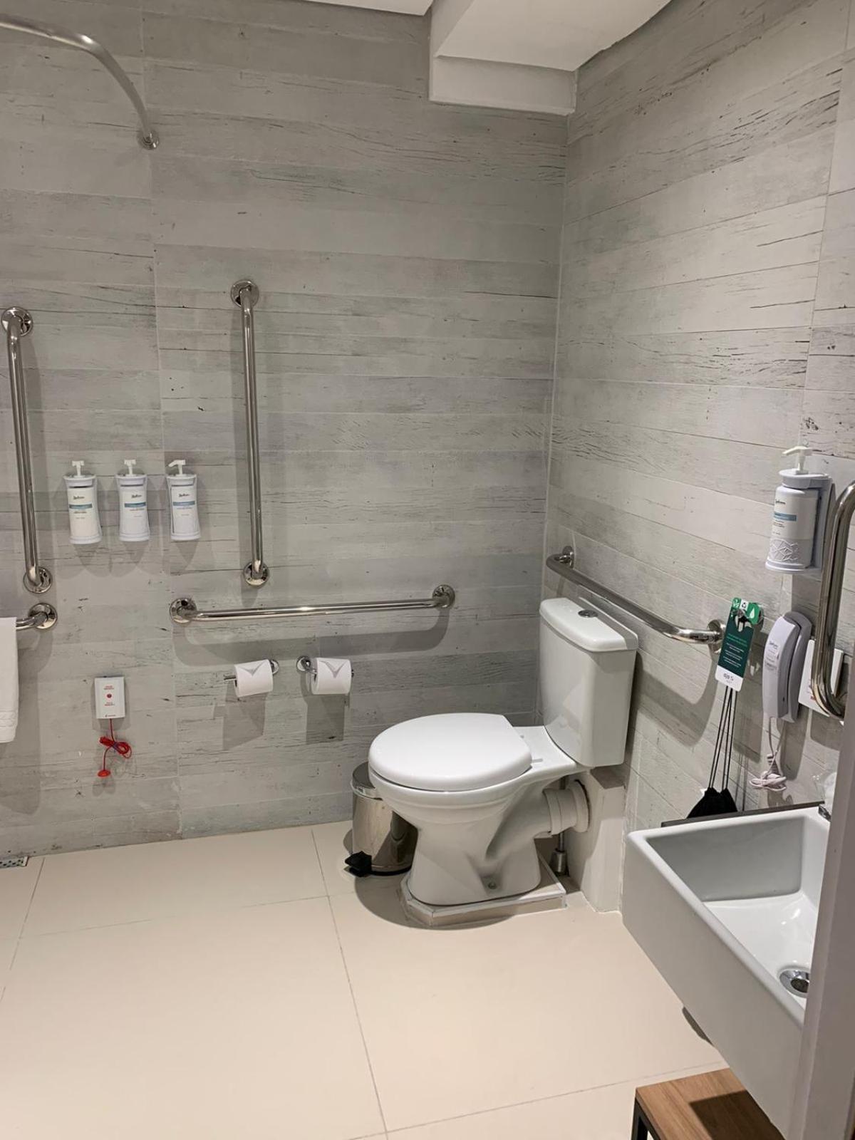 Hotel Radisson Pinheiros San Paolo Esterno foto