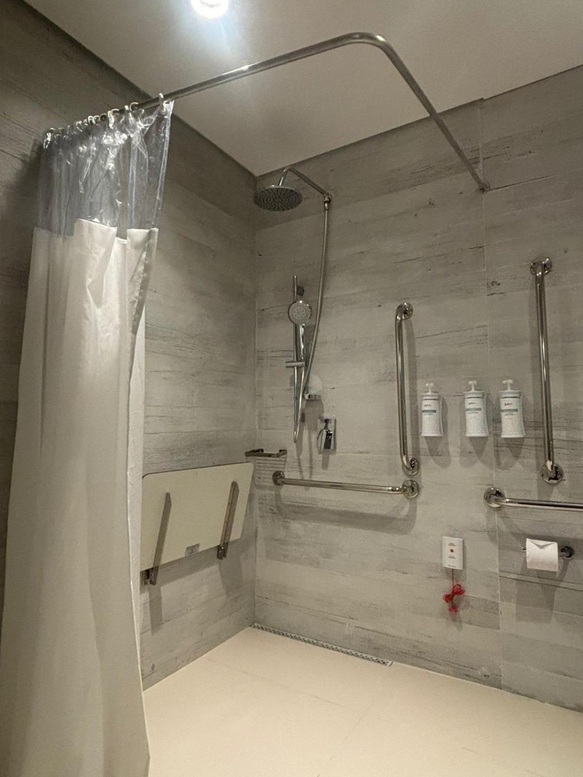 Hotel Radisson Pinheiros San Paolo Esterno foto